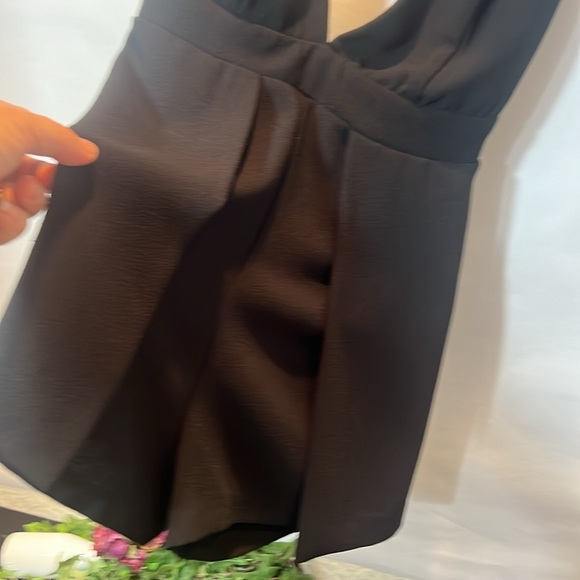 Solemio  La Black Jumper Shorts - Picture 3 of 5